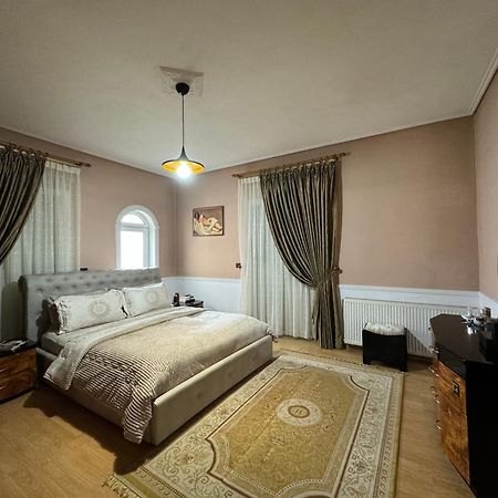 Silver Villa จีโรคาสเตอร์ ภายนอก รูปภาพ