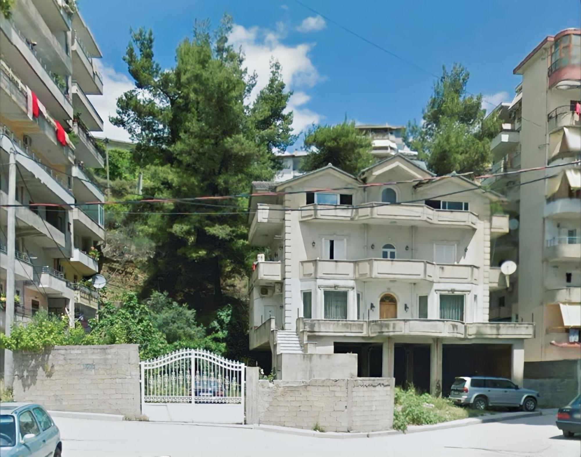 Silver Villa จีโรคาสเตอร์ ภายนอก รูปภาพ